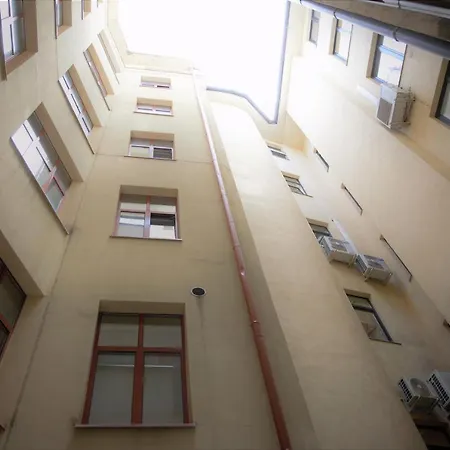 Quiet Old Town With Elevator Access * Riga