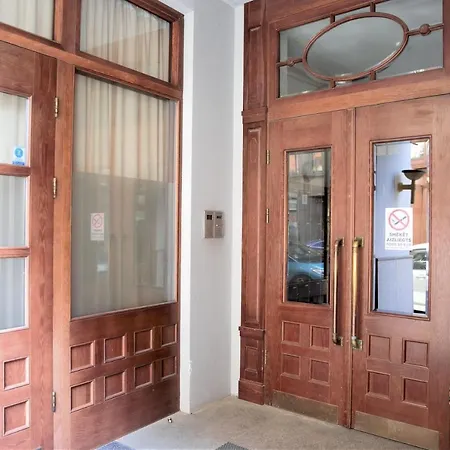 Apartment Quiet Old Town With Elevator Access Riga